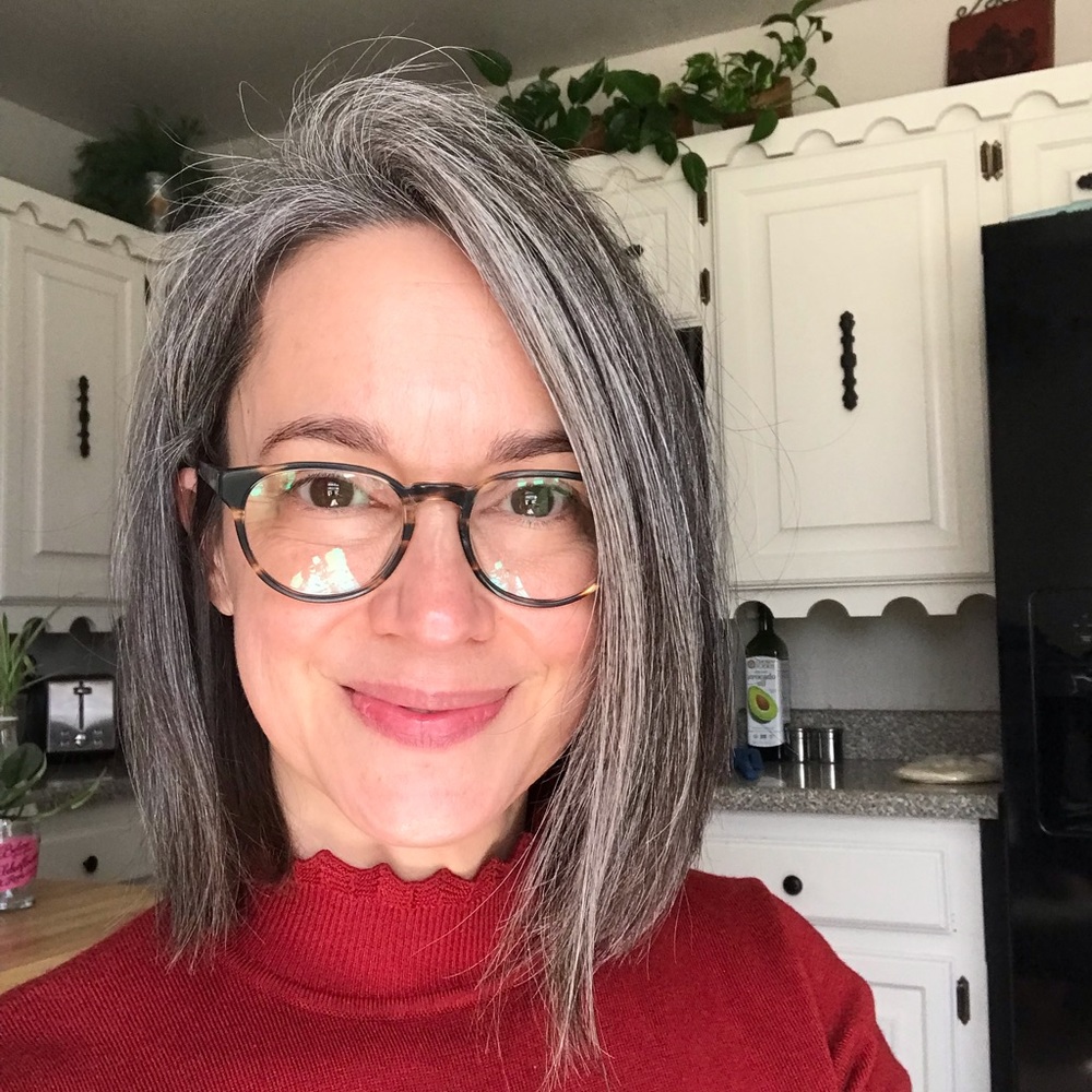 Meet your Posher, Nicole